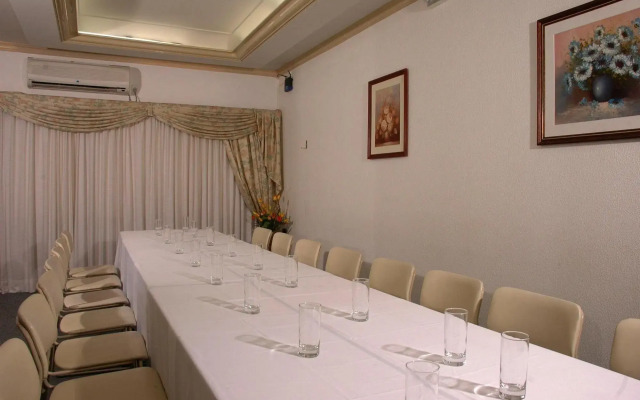 Plaza Blumenau Hotel