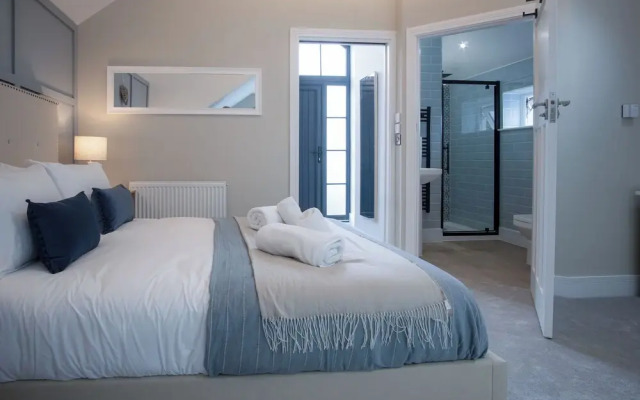The Hideaway - 2 Bed Holiday Home - Little Haven