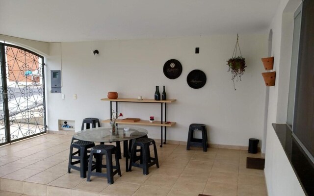 CASA 230 - Pousada & Hostel