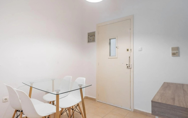 Apartment 1km from Acropolis Filoppapou Hill