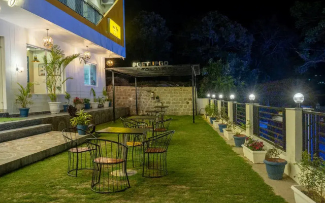 TLH Hostel Jeolikote