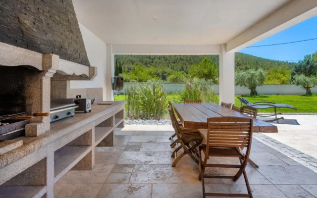 Villa With Heated Swimming Pool spa gym and Cinema