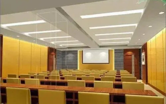 Lijing Commercial Hotel