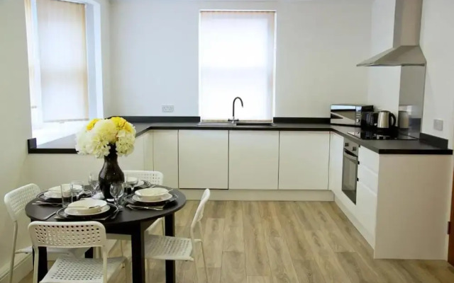 Remarkable 2-bed Apartment in Chelmsford