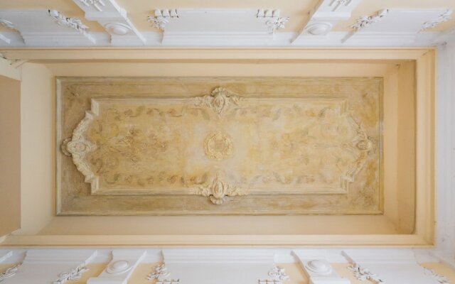 Rubinstein Apartment - LoftAffair