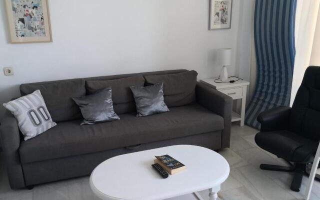 Skol 919A by Completely Marbella