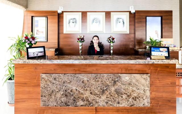 Emirates Plaza Hotel