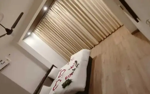 Hotel Anayaa Fairview