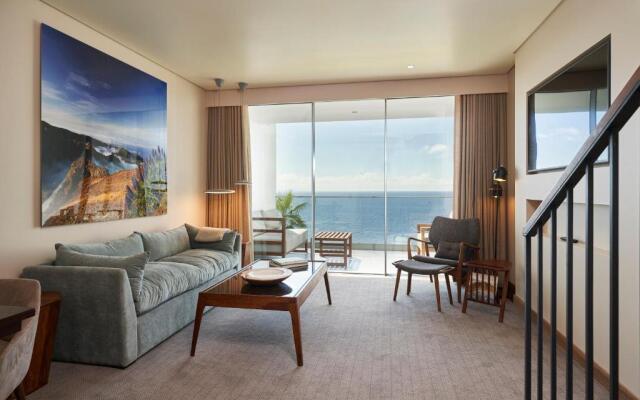 Les Suites at Cliff Bay PortoBay