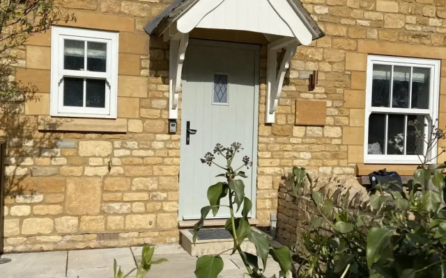 Unique Cotswold Cottages