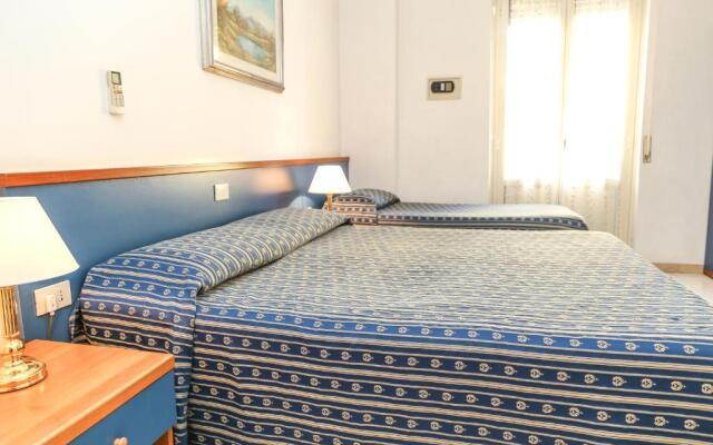Athena Hotel