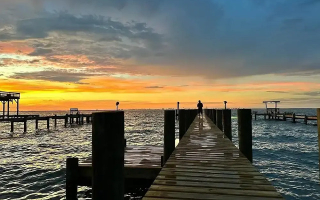 Harbor View Breeze
