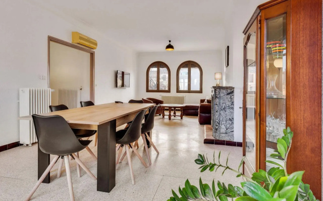 Alluring Holiday Home in Estagel with Private Pool