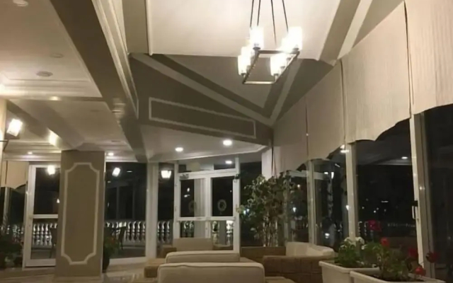 Coskuntuna Hotel