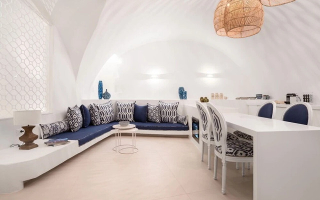 Kamini Santorini Luxury Villas