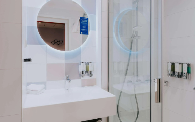 Hampton by Hilton Warsaw Reduta