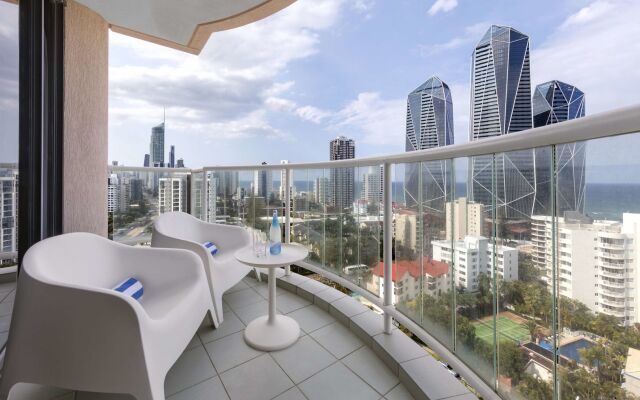 Oaks Gold Coast Hotel