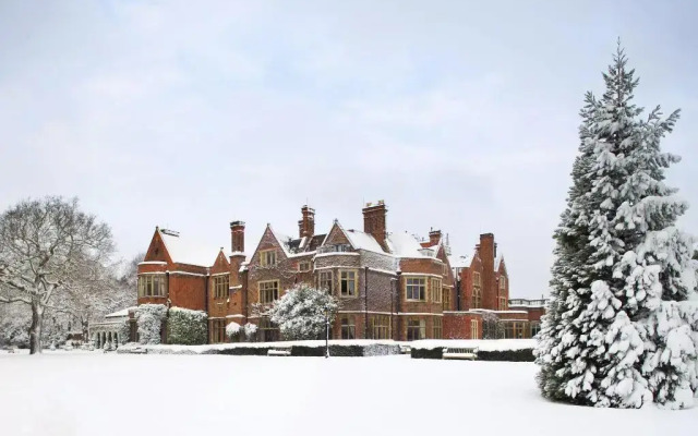 Warren House
