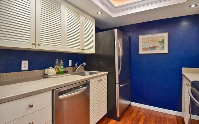 Beachview Delight by Beachside Management