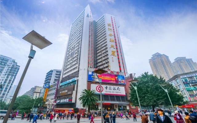 City Comfort Inn Chongqing Yangjiaping Walking Street Light Rail Station