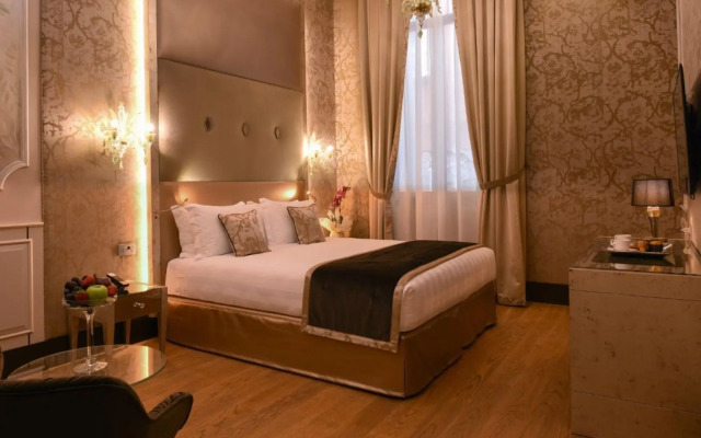 Santa Croce Boutique Hotel