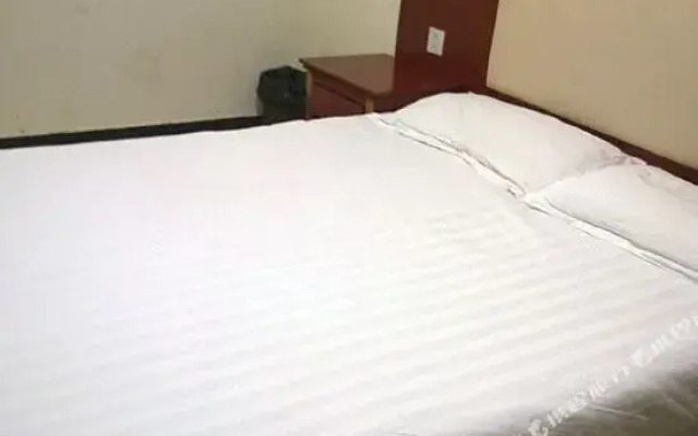 Hairui Hotel