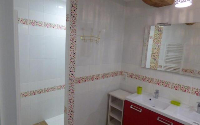 Gîte Le Bernard, 6 pièces, 10 personnes - FR-1-426-164