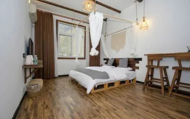Jihe Xiaozhu Guesthouse