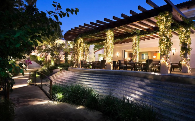 Sunset Marquis