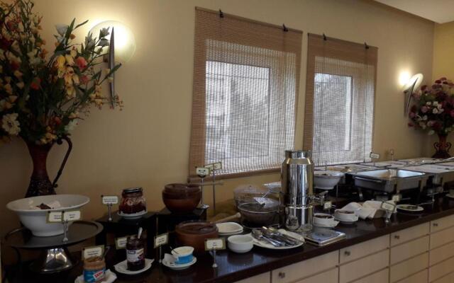 Civitel Attik Rooms & Suites