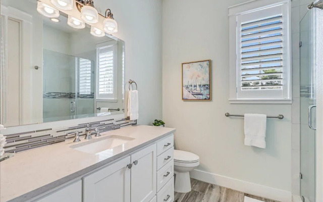 Ships and Giggles 276 HI