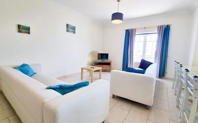 Oura Praia Hotel And Apartments