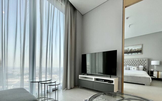 Ultimate Luxury at The Address Jumeirah Beach Residence