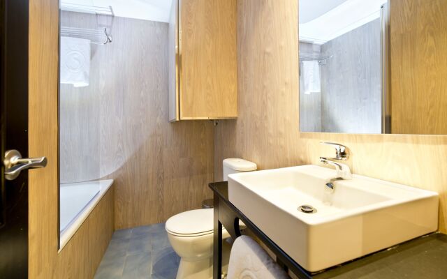 Apartamentos Salles Beach