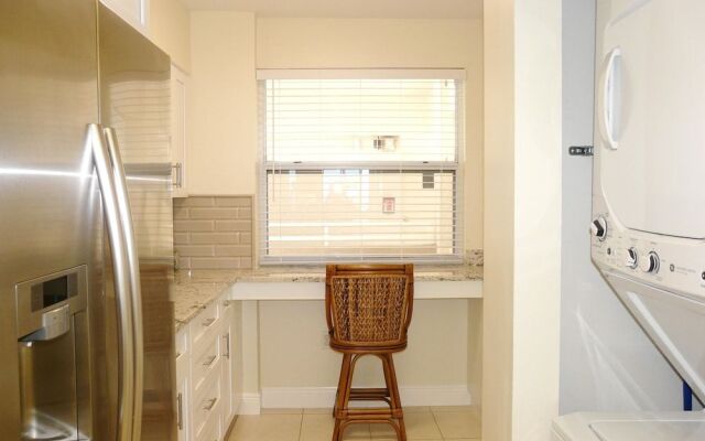 Beachfront Condo With Huge Views/pools/tennis/grills