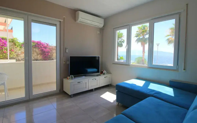 Albania Dream Beachfront Apartment
