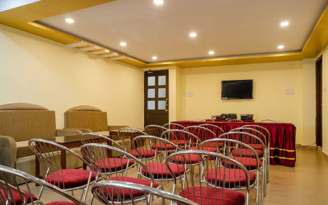 OYO 11604 Flagship Kolkata Airport near City Center 2