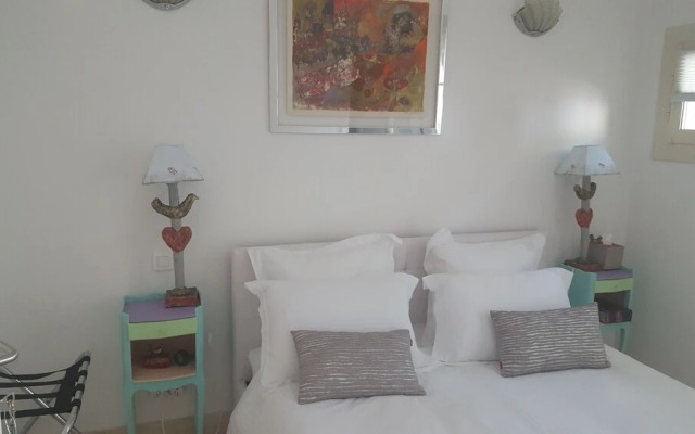 Blue Dream Cannes Guesthouse