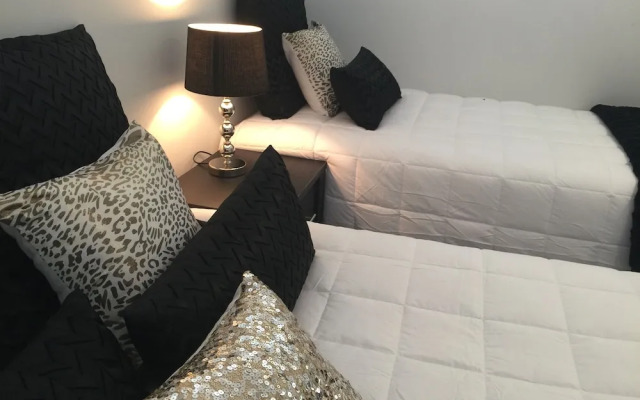 Luxury Waterfront Apartments Picton