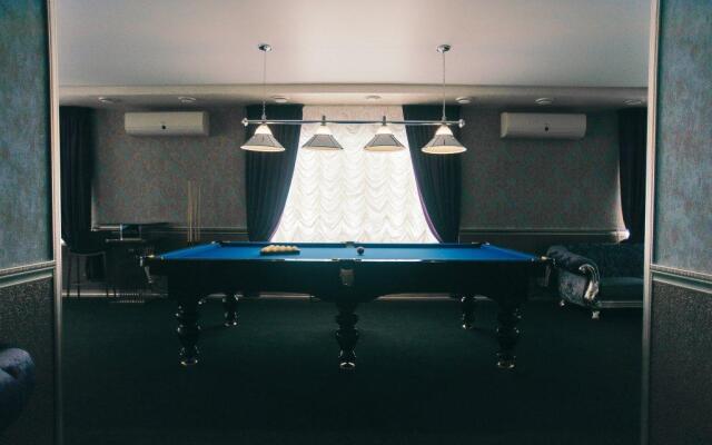 Гостинично-Ресторанный Комплекс Кристал