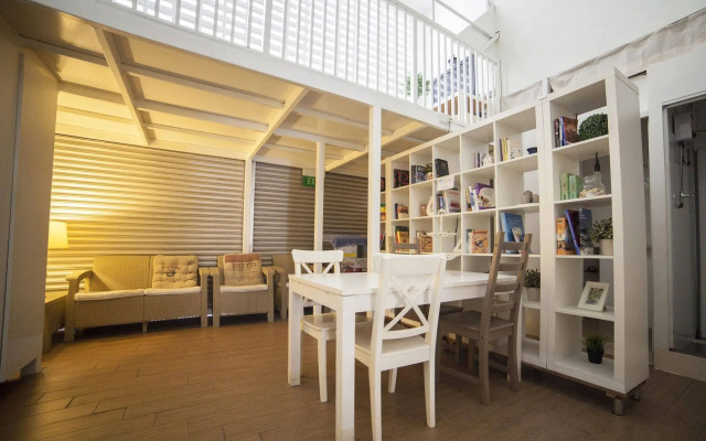 Blanc Inn