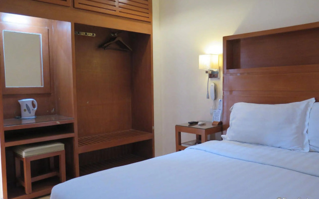 La Gloria Residence Inn