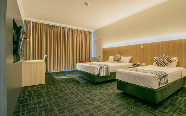 Opal Cove Resort – Guest Rooms – Korora