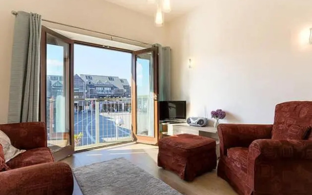 Tidemill House Apartment