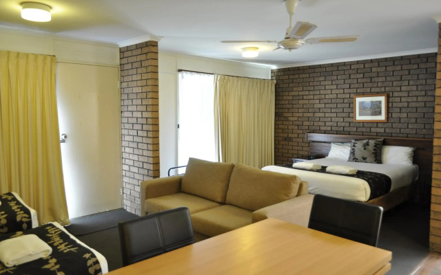 Albury Burvale Motor Inn