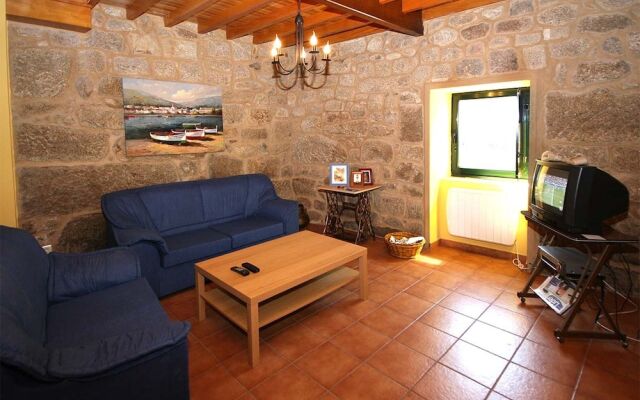 House - 3 Bedrooms - 102074