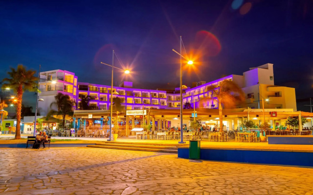 Limanaki Beach Hotel