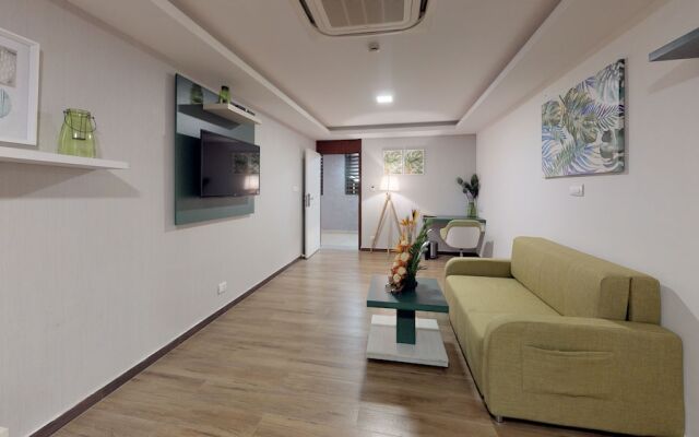 37th Crescent Boutique Suites