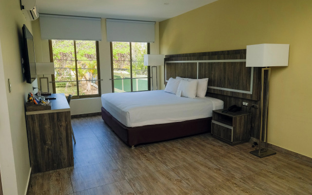 Rado Hotel - Quintanas