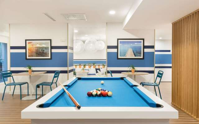 The Deck Hotel by HappyCulture